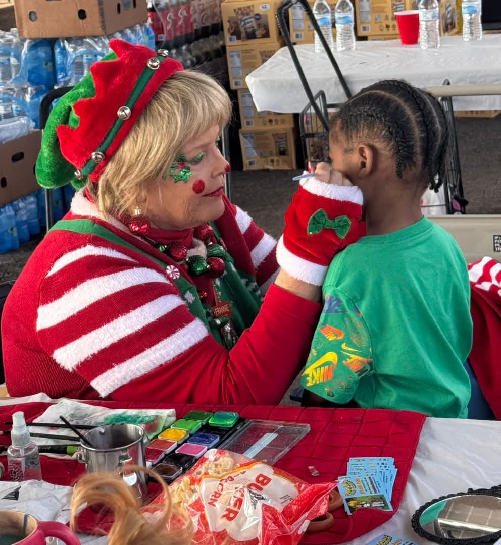 Frannie the Clown at a Christmas event