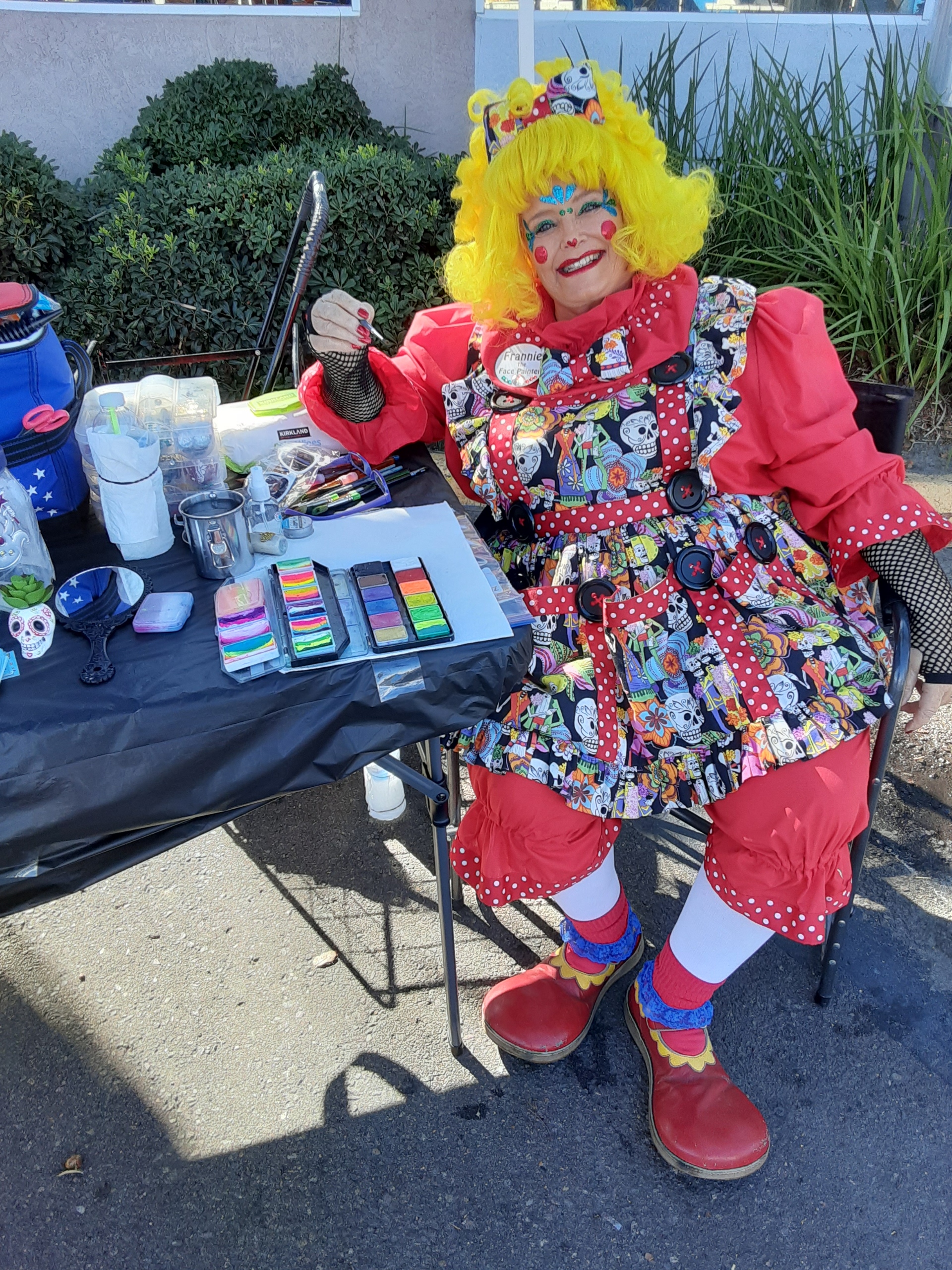 Frannie the Clown with her paint